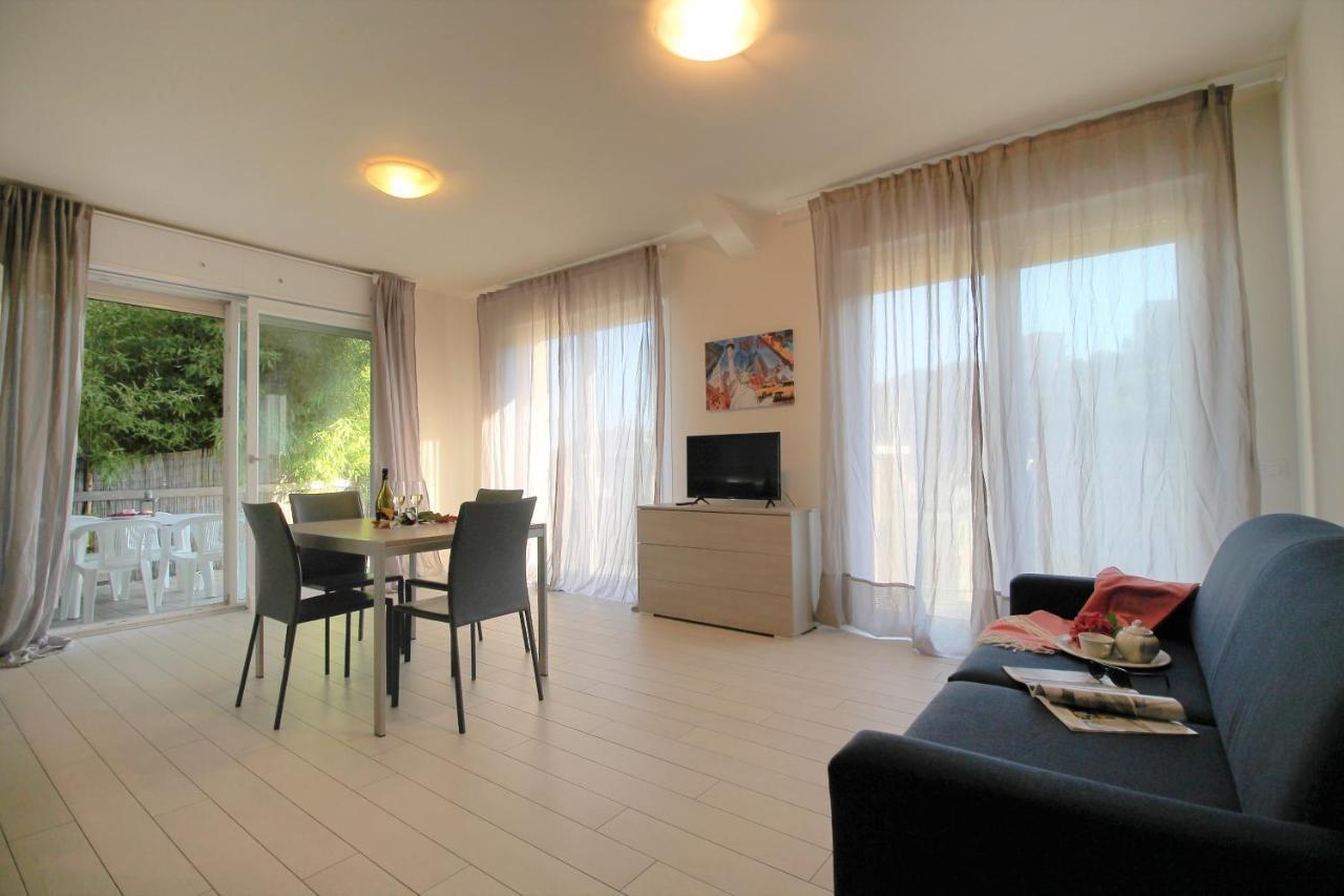 Residence Felice Celle Ligure Exteriör bild